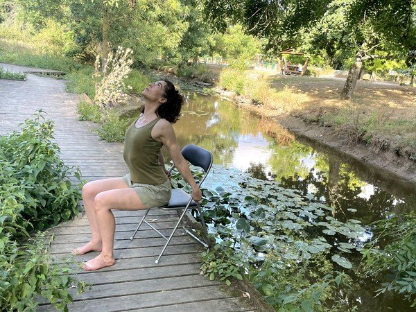 yoga sur chaise